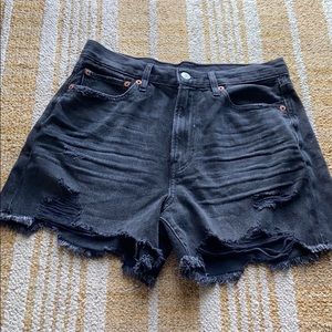 American Eagle 90s Boyfriend Shorts Size 6